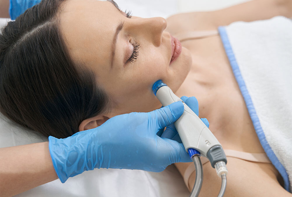 How To Achieve Glowing Skin With Hydrafacial MD